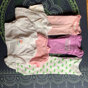 6 onesies 12-18 months